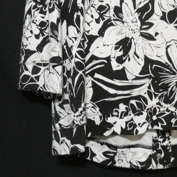 GOOD FORTUNE | large | Black and White Floral Snap Button-Up Jacket | NWOT - Picture 15 of 16